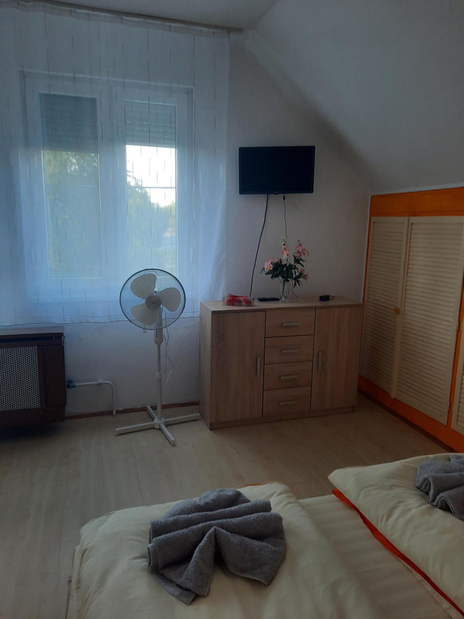 Galeria Vendeghaz Apartamento Hajdúszoboszló Exterior foto