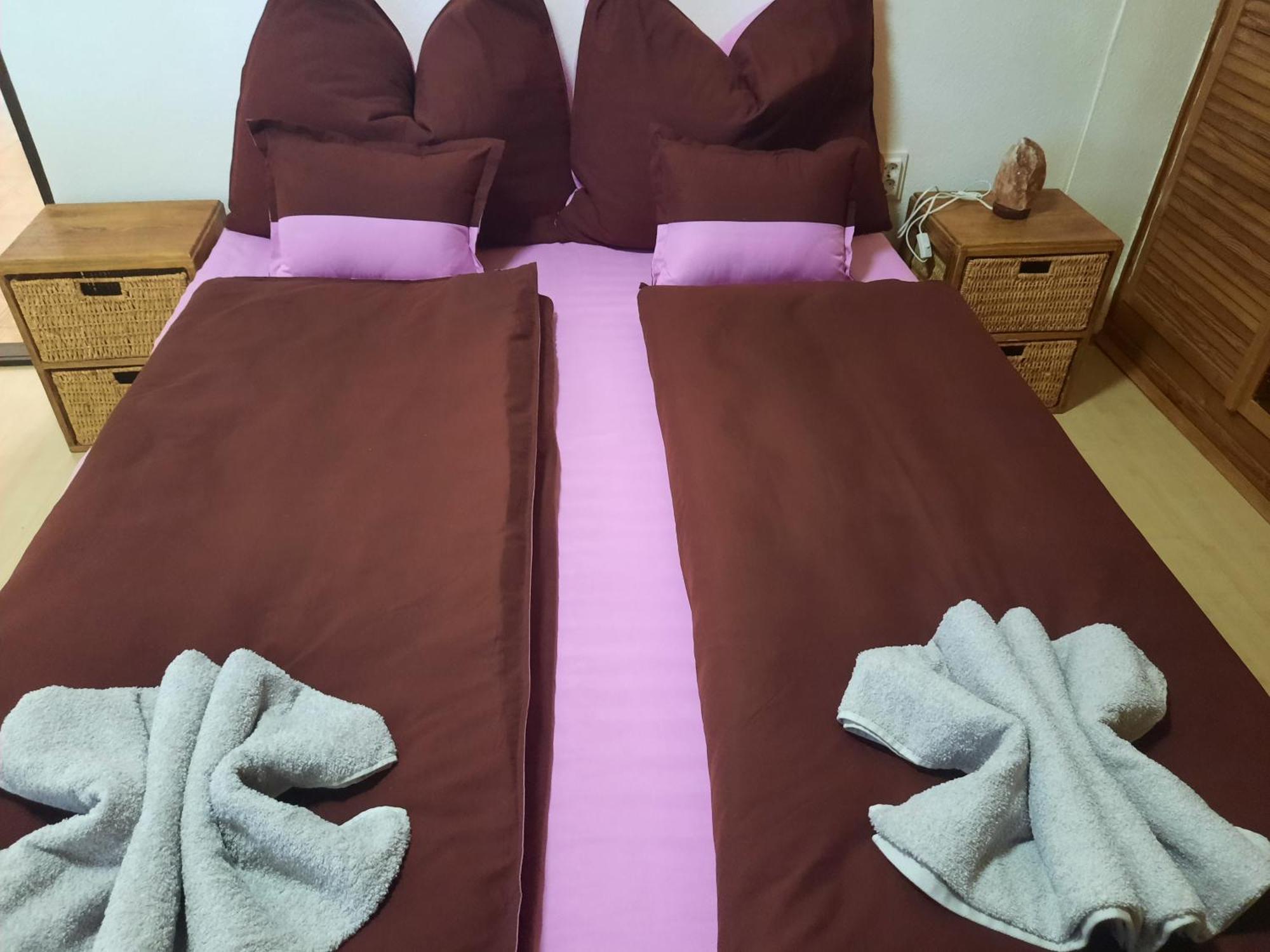 Galeria Vendeghaz Apartamento Hajdúszoboszló Exterior foto