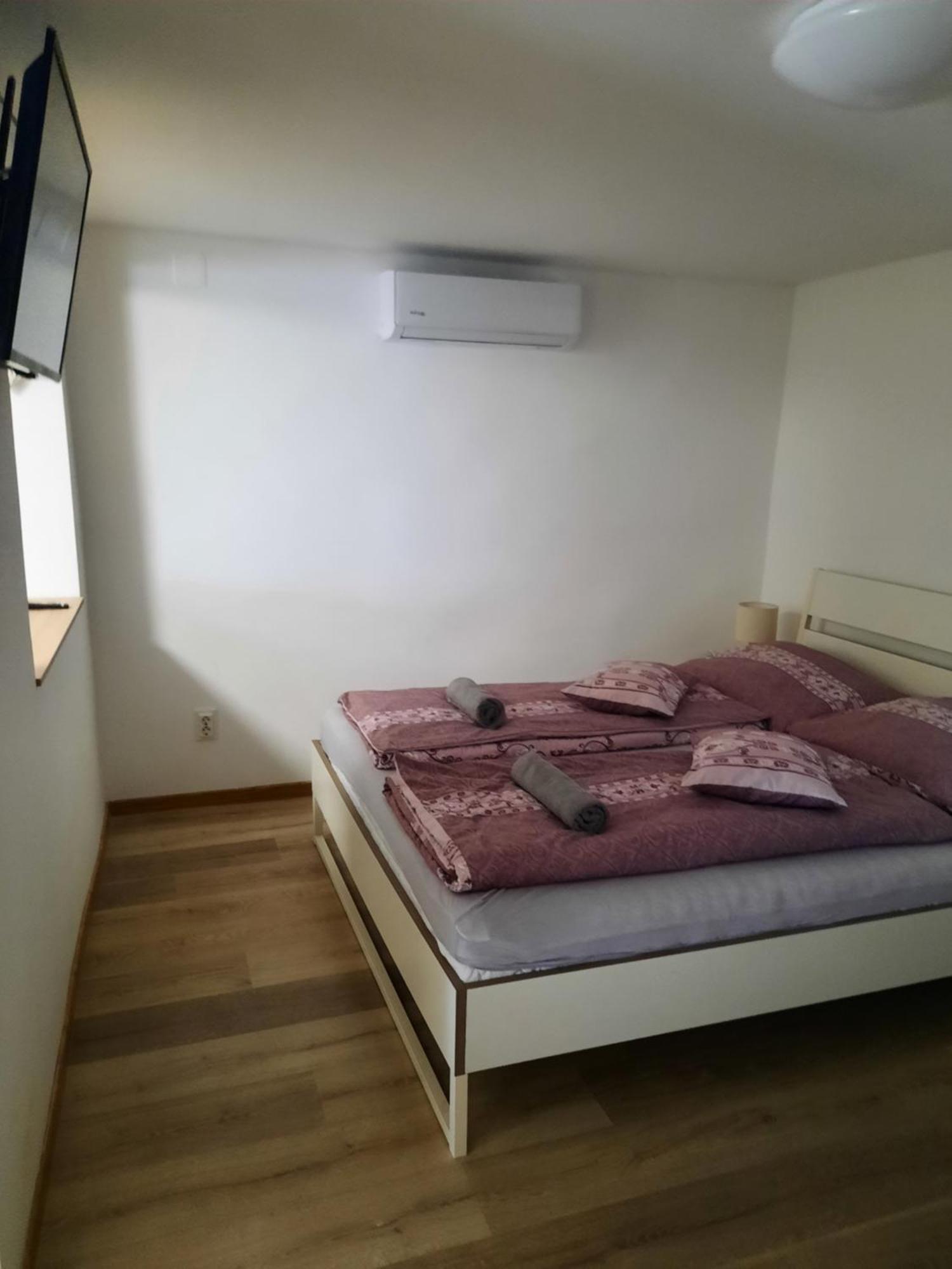 Galeria Vendeghaz Apartamento Hajdúszoboszló Exterior foto