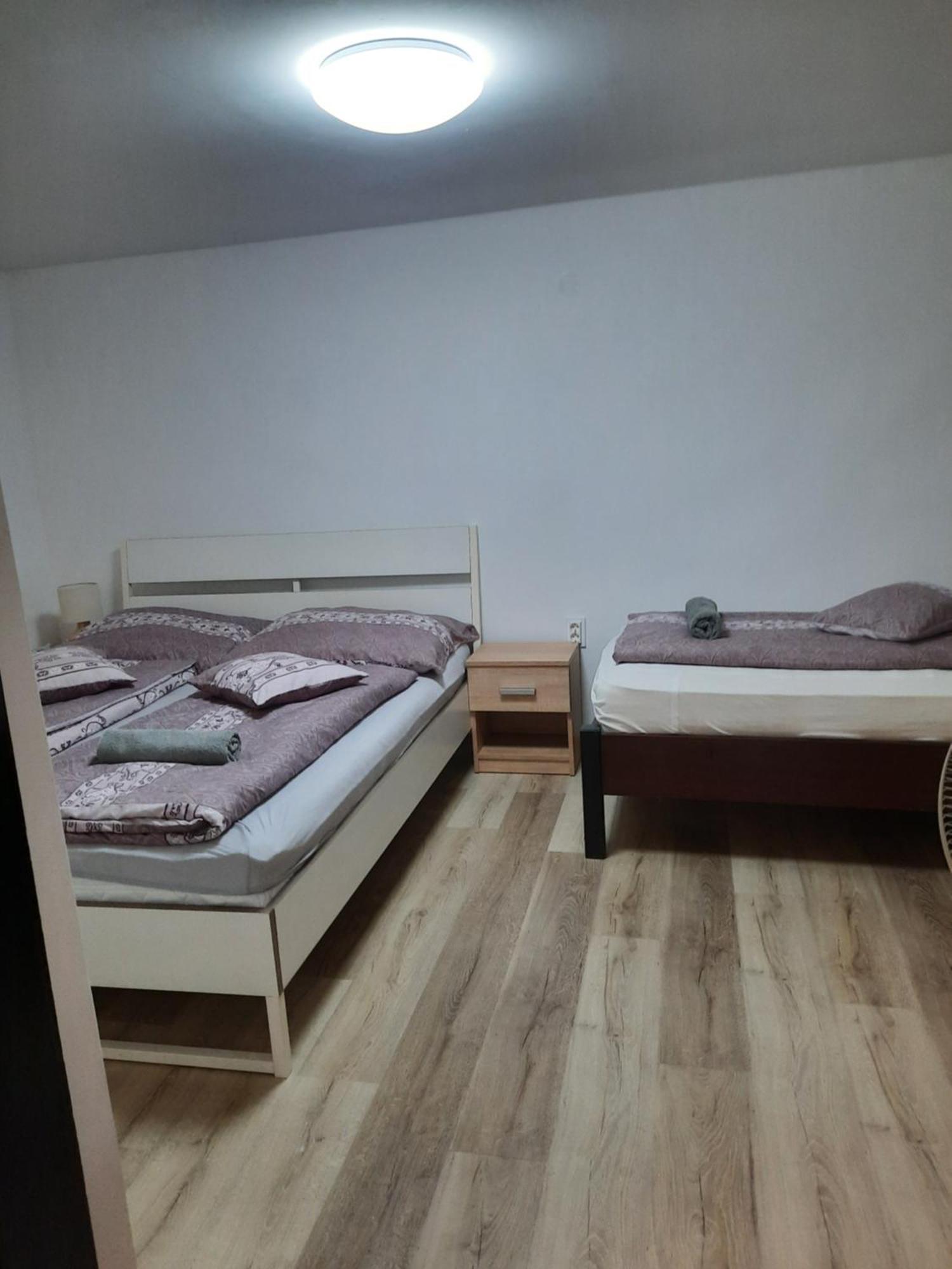 Galeria Vendeghaz Apartamento Hajdúszoboszló Exterior foto